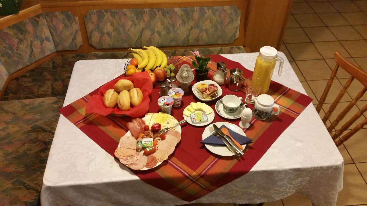 Hotel-Pension Dressel Warmensteinach Bagian luar foto