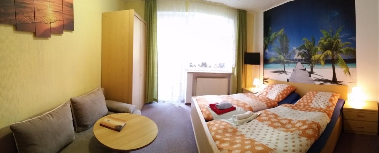 Hotel-Pension Dressel Warmensteinach Bagian luar foto