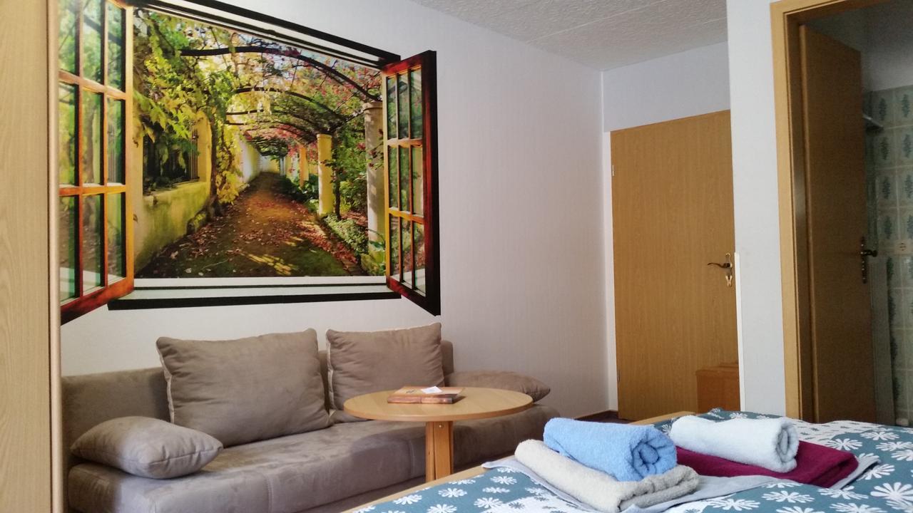 Hotel-Pension Dressel Warmensteinach Bagian luar foto