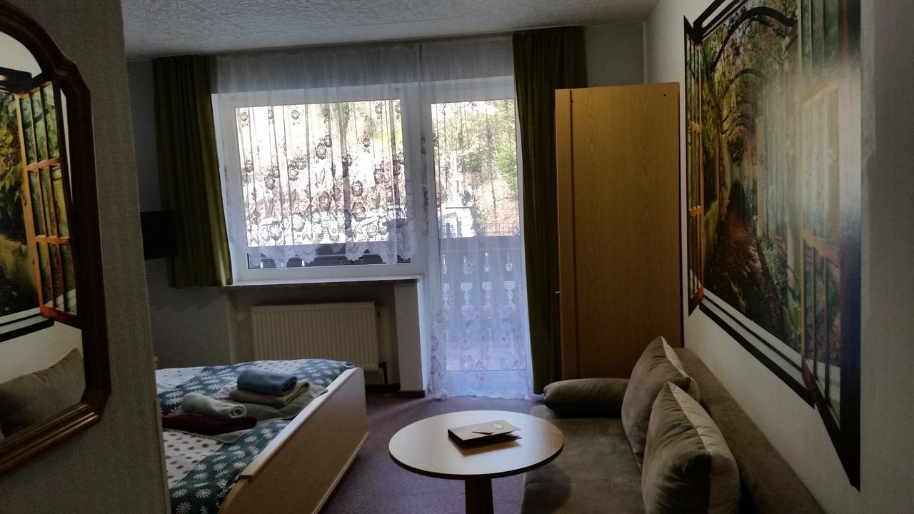 Hotel-Pension Dressel Warmensteinach Bagian luar foto