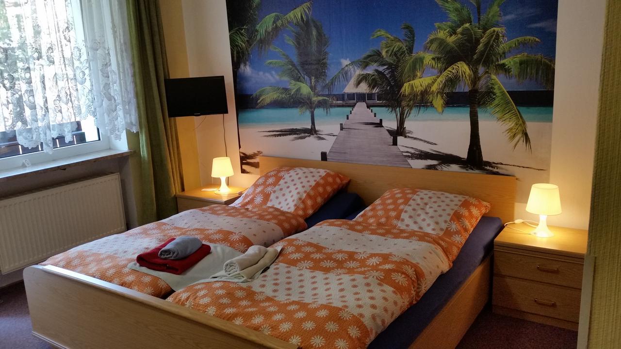 Hotel-Pension Dressel Warmensteinach Bagian luar foto